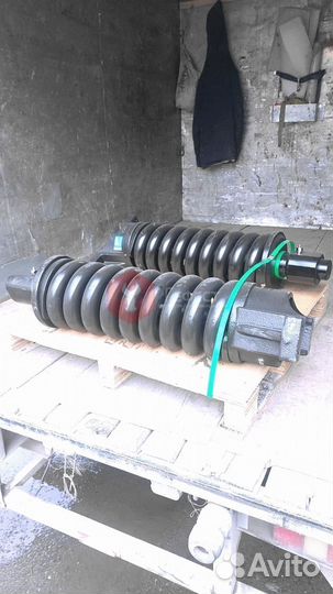 Натяжитель цепи Komatsu 207-30-00970