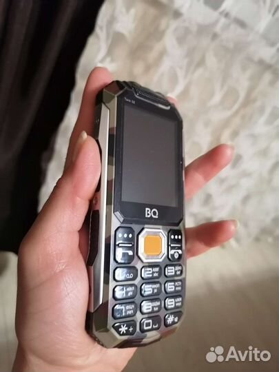 Защищённый Телефон BQ Tank SE
