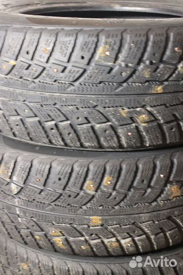 Kumho I'Zen RV Stud KC16 225/65 R17 106T