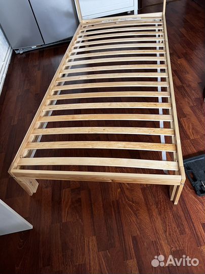 Кровать IKEA neiden