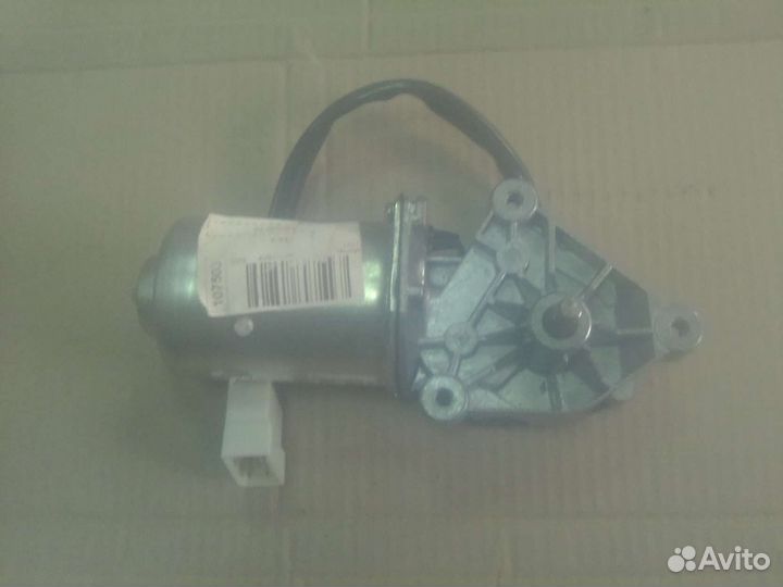 Мотор стеклоочистителя УАЗ Патриот