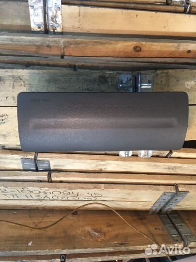 Подушка безопасности пассажира Renault Logan