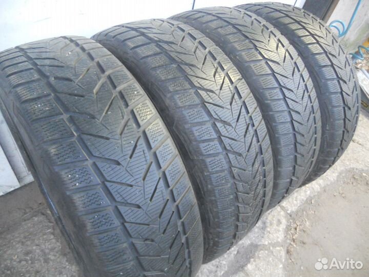 Vredestein Wintrac Xtreme S 215/65 R16 98H