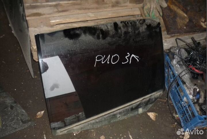 Задние стекла двери Киа Рио 1 универсал