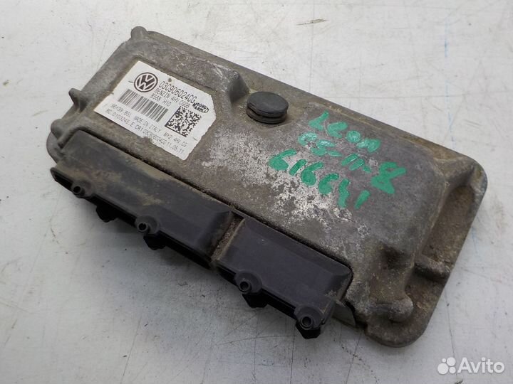 Блок управления двигателем Seat Leon 2009-2012