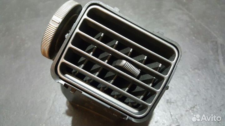 Дефлектор воздушный передний правый Subaru Impreza