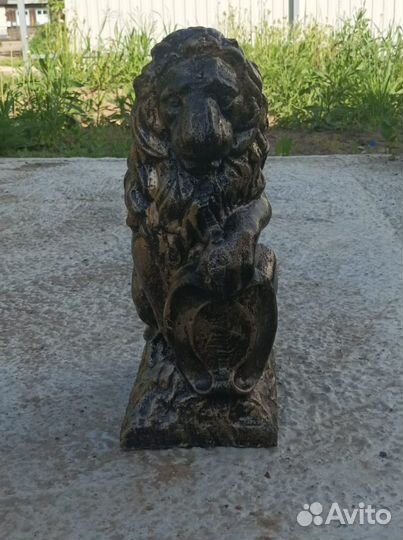 Статуя садовая