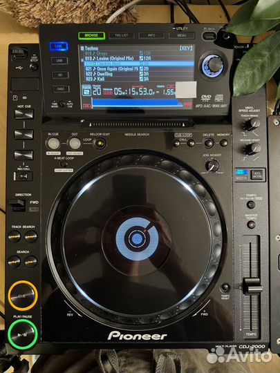 Пара Pioneer CDJ-2000