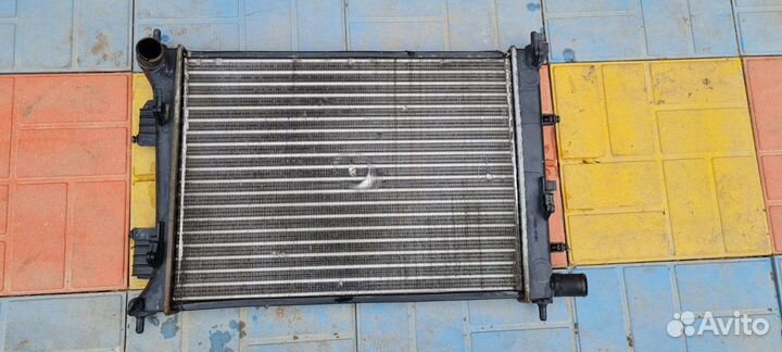 Форы, радиаторы, телевизор, курпос вентилятора