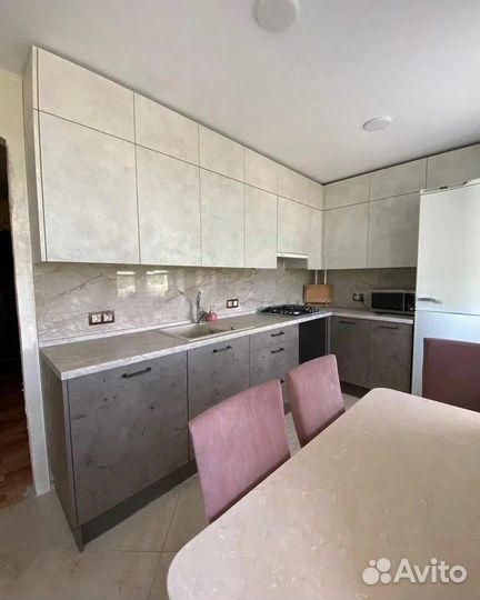 Кухонный гарнитур без ручек CN:027754