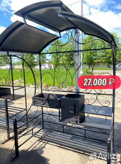 Мангал с крышей