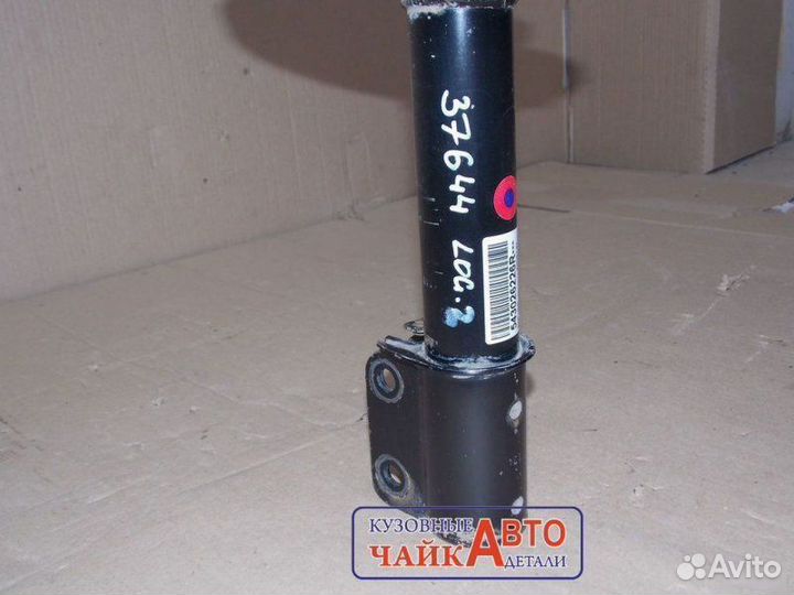 Амортизатор передний Renault Logan 2 2014