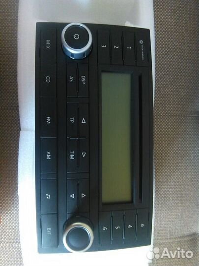 Штатная мультимедийная система vw touareg 2007