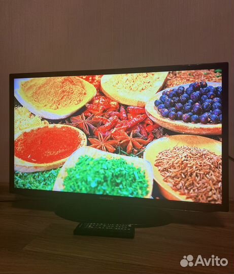 LED FHD телевизор Samsung 32 (80см) диагональ