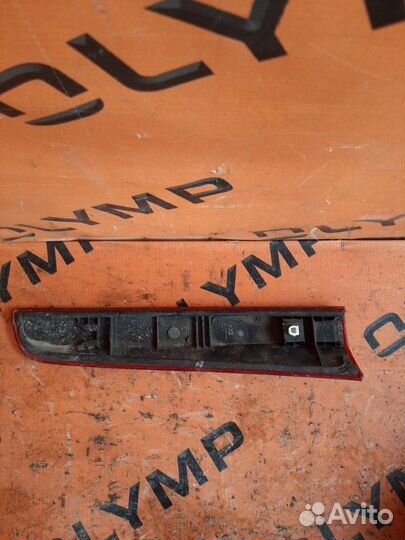 Стоп-вставка правая Nissan Note E11 HR15DE