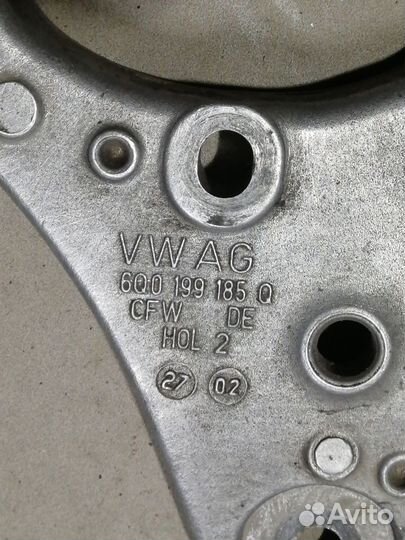 Кронштейн опоры двигателя Skoda Fabia 1999-2007