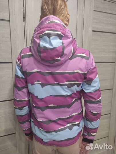 Горнолыжная куртка женская