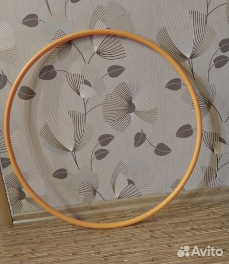 Обруч гимнастический