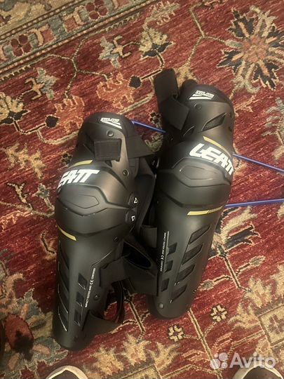 Leatt knee guard dual axis новое наколенники