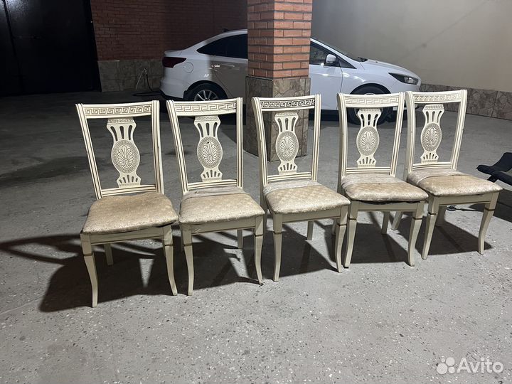 Стулья кухонные 5 штук