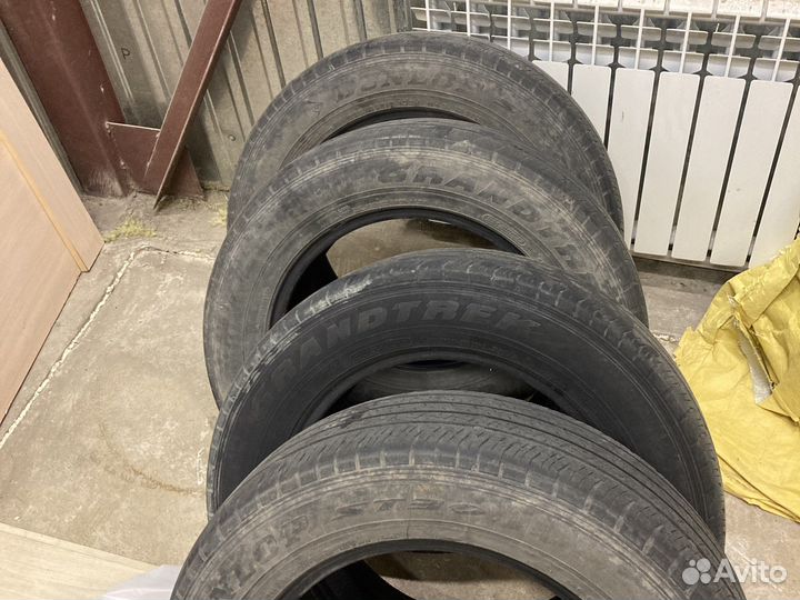 Dunlop Grandtrek ST30 225/65 R17