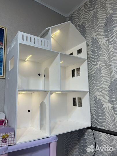 Домик кукольный