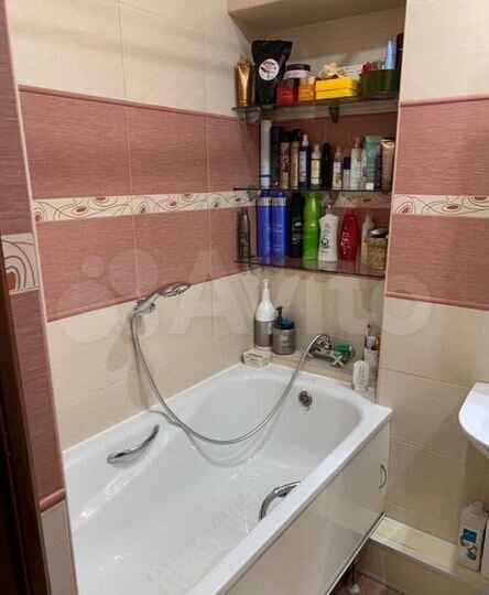 4-к. квартира, 100 м², 3/5 эт.