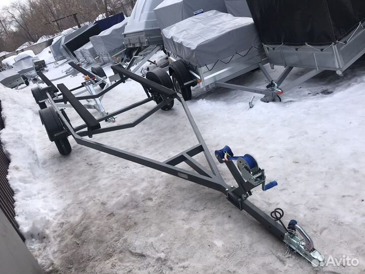 Лодочный прицеп 4,5-5,3м