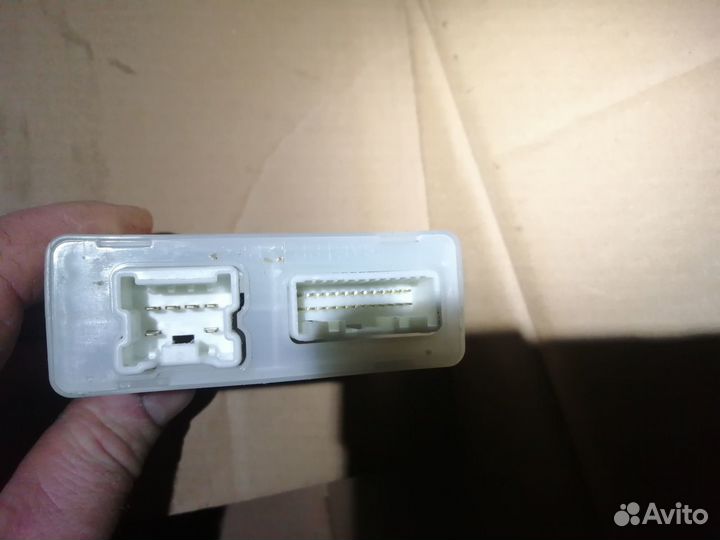 Блок управления Nissan Patrol Y62