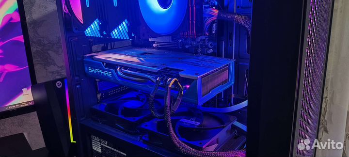 Видеокарт Rx 590 sapphire nitro+ 8GB RGB