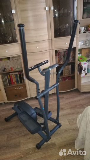 Эллиптический тренажёр Torneo Vento C-208