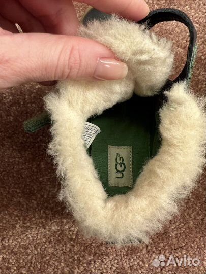 Ботинки на мальчика на меху Ugg