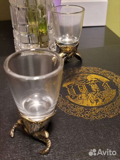 12 рюмок животных в подарочной упаковке