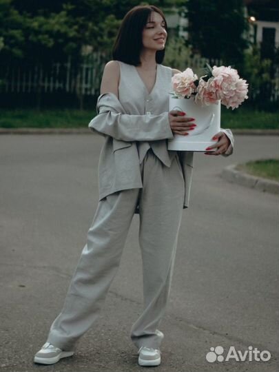 Костюм изо льна