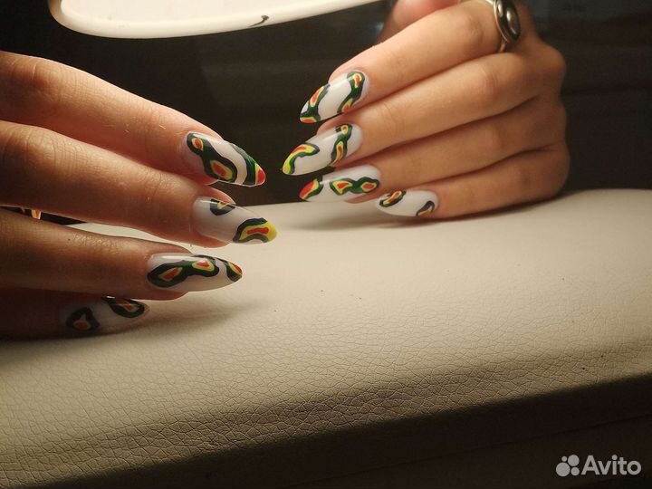 Наращивание ногтей на дому