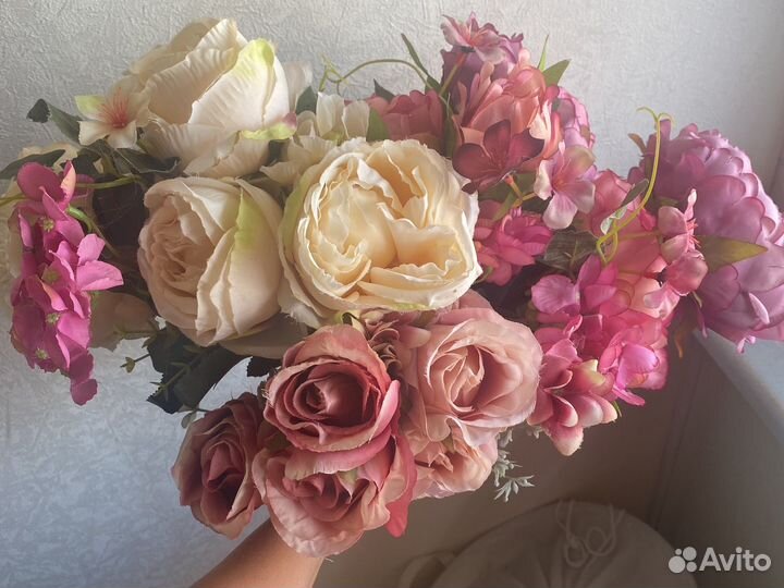 Цветы пионы, розы искусственные