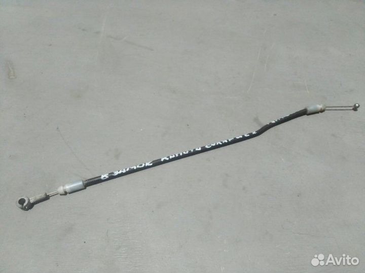 Трос замка капота передний Hyundai Solaris седан