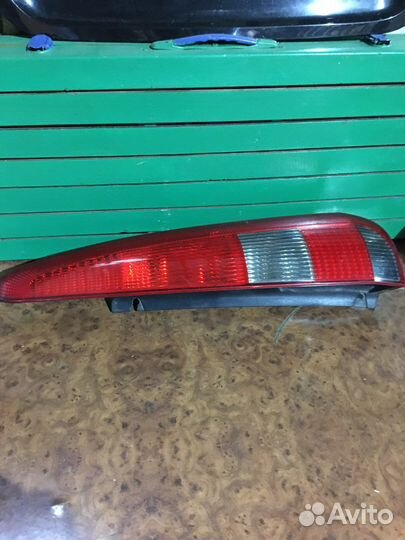 Фонарь задний правый Ford fusion