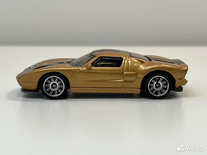 Matchbox 2005 ford gt