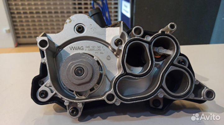 Помпа с термостатом в сборе VAG 1.2 1.4 оригинал