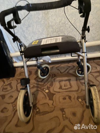 Ходунки для взрослых на колесах