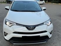 Toyota RAV4 2.0 CVT, 2018, 151 650 км, с пробегом, цена 2 450 000 руб.