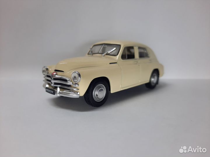 Модель Газ М20 победа Бежевая коллекционная