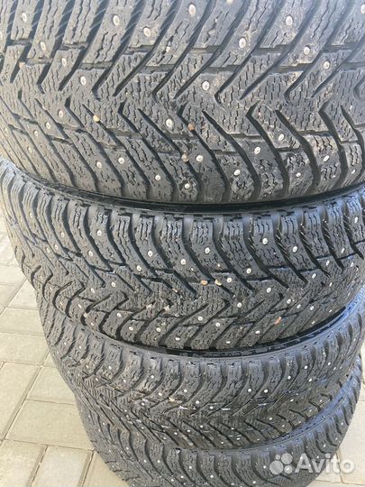 Nokian Tyres Hakkapeliitta 8 205/55 R16 50S