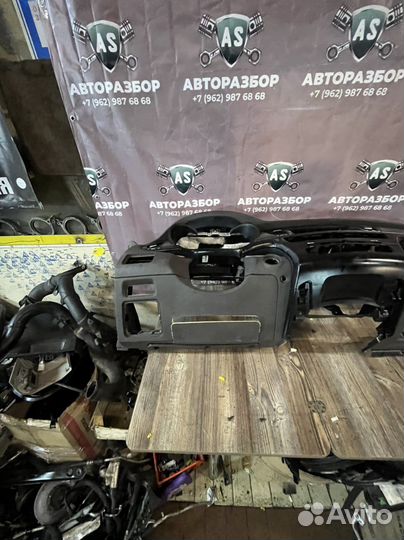 Kia quoris 3.8 передняя панель салона (торпеда)