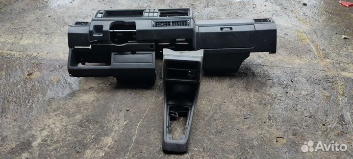 Фольксваген Джетта 2 торпеда в сборе как на фото