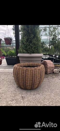 Кашпо для цветов