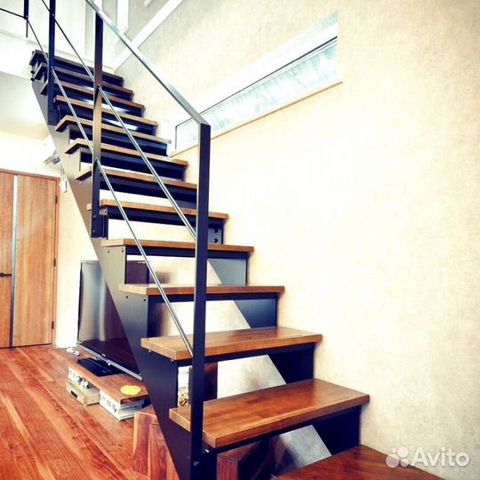 Лестница винтовая с монтажем