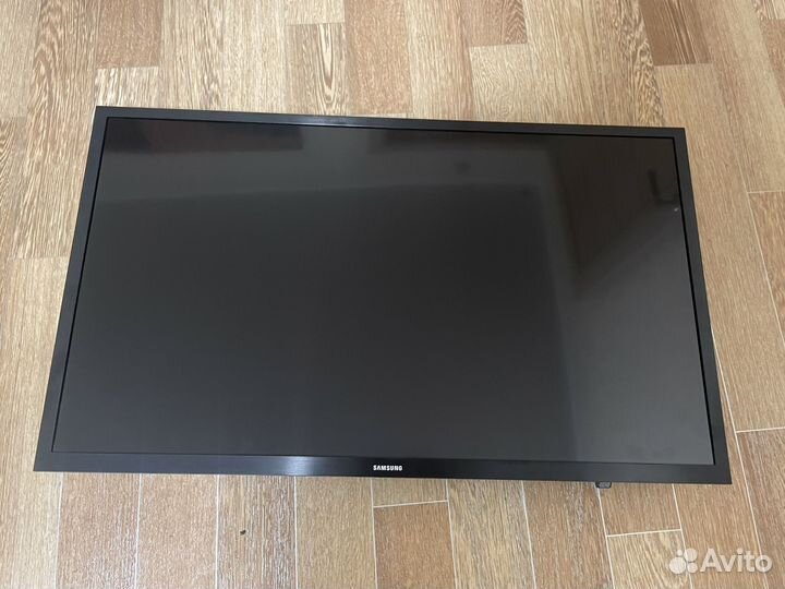 Телевизор samsung SMART tv 32