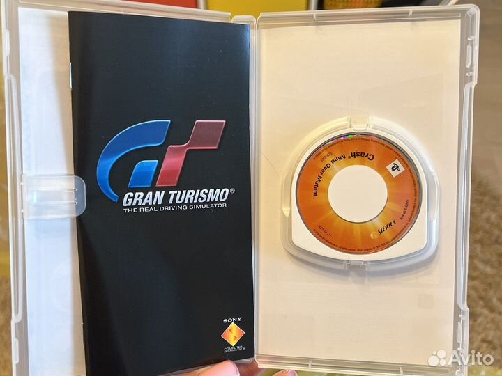 Игра psp Gran turismo и need for speed